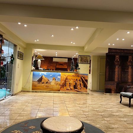 Pyramids Vista Inn Kafrat al Jabal Bagian luar foto