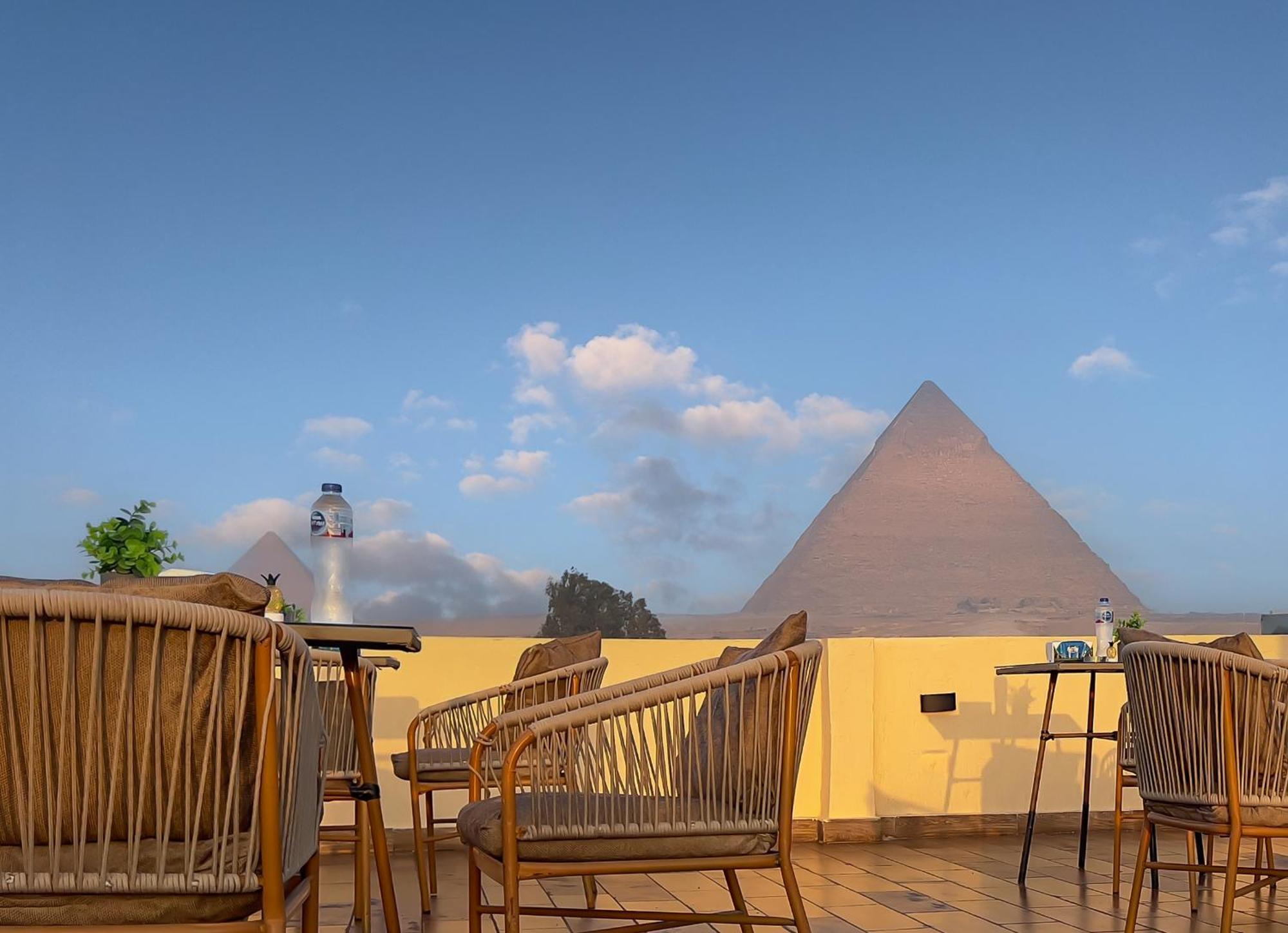 Pyramids Vista Inn Kafrat al Jabal Bagian luar foto