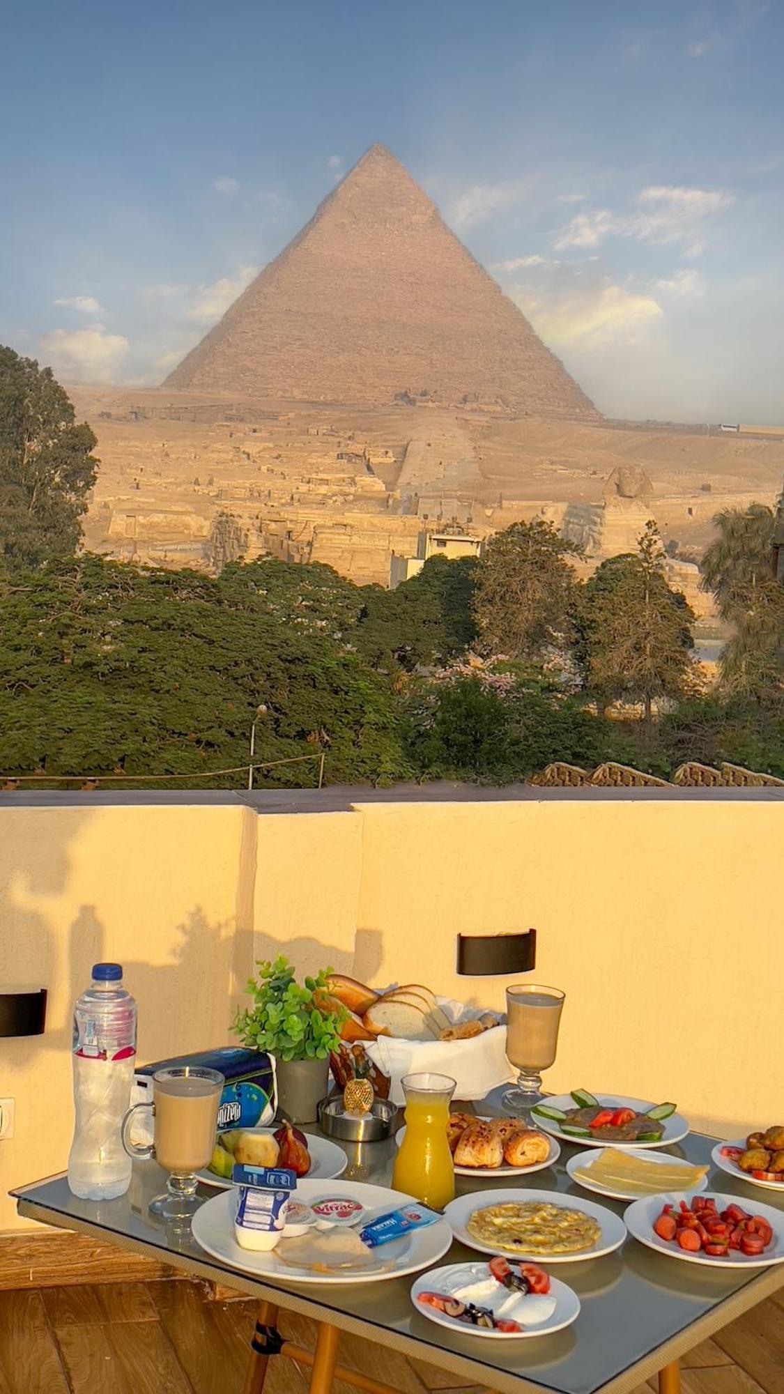 Pyramids Vista Inn Kafrat al Jabal Bagian luar foto